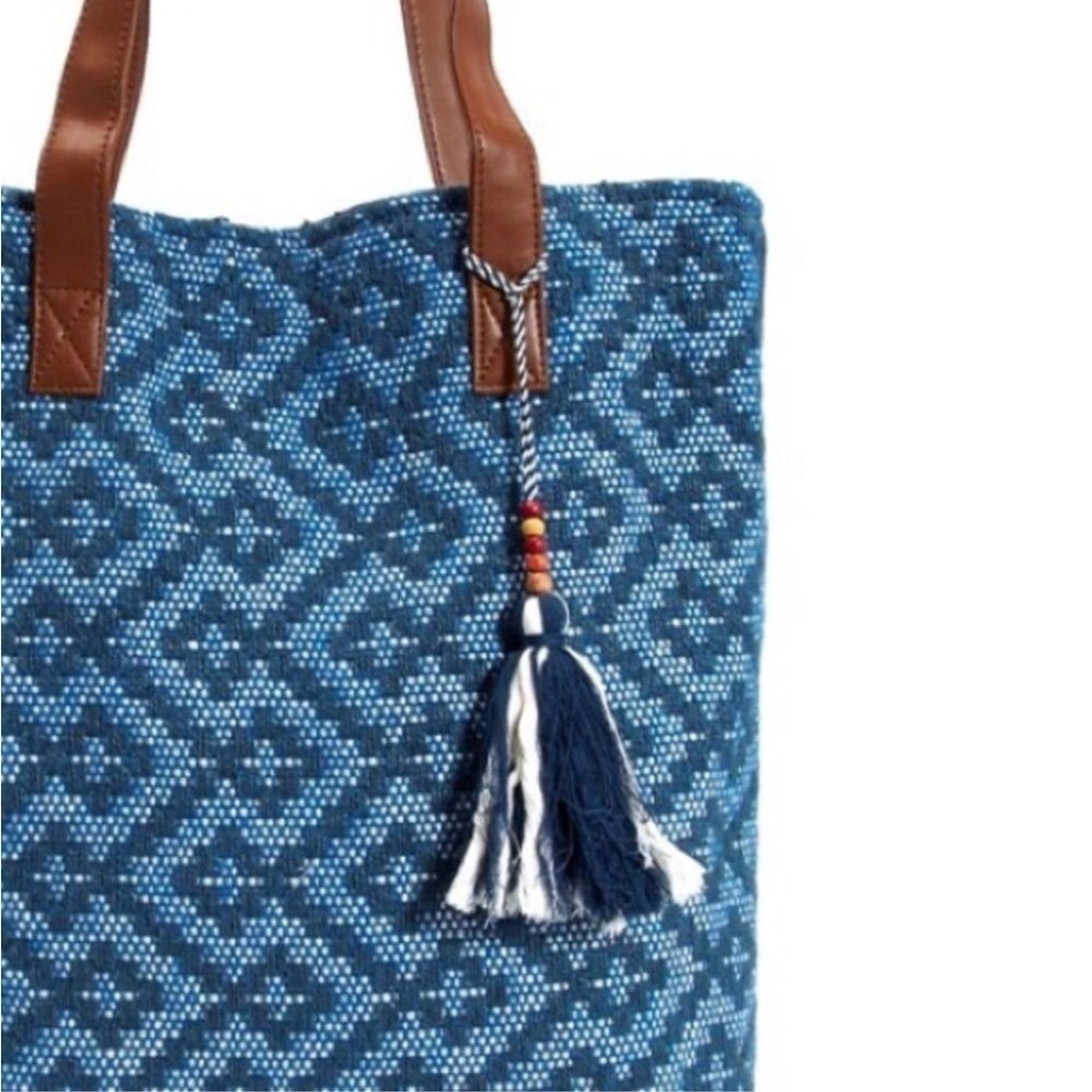 Blue Jute Tile Print Canvas Tote NWT - Picture 2 of 9